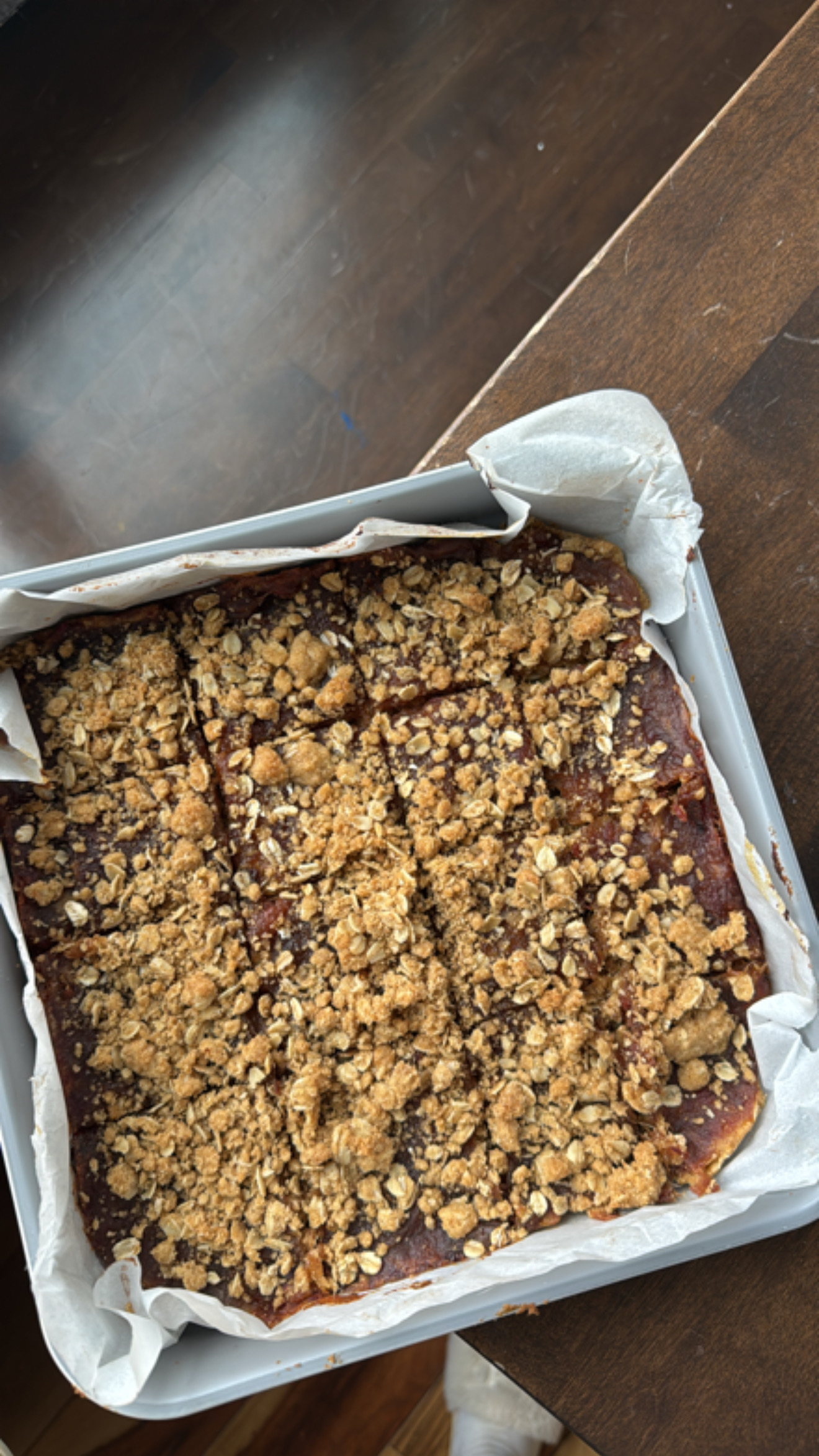 Date and Oatmeal Bars